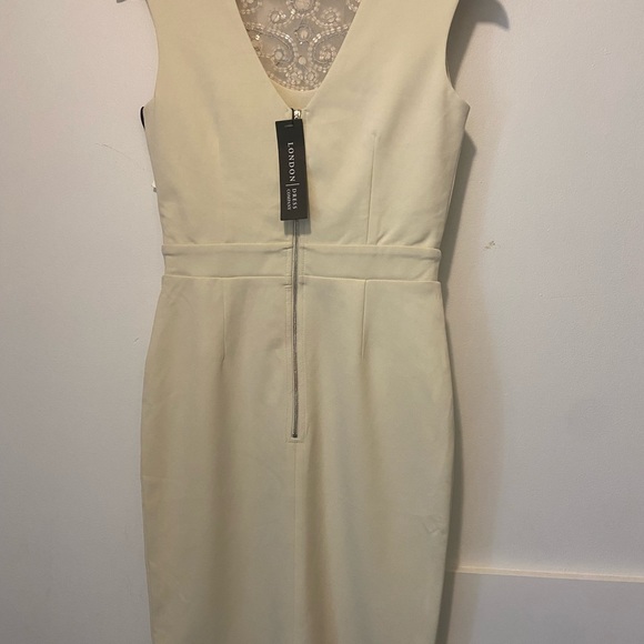 New dress with beautiful beading - Picture 2 of 5